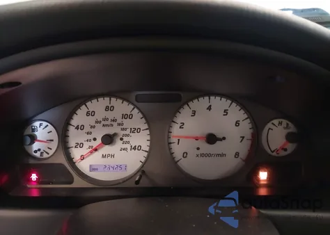 2001 Nissan Sentra Se z USA, uszkodzony, nr VIN 3N1BB51A21L003545